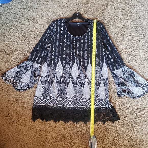 Calesa Tunic Blouse Lace Trim Bell Sleeve - Picture 4 of 9